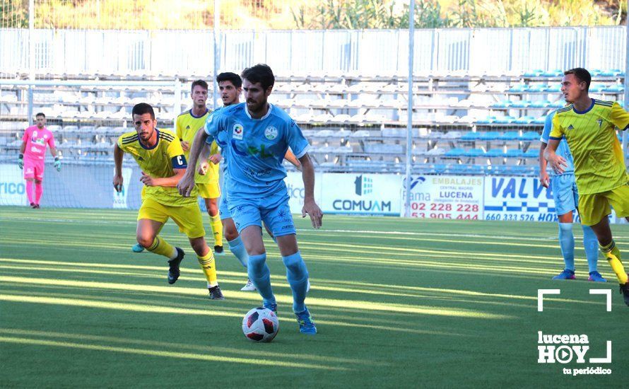 GALERÍA: El Ciudad de Lucena comienza a lo grande imponiéndose al Cádiz B por 3-1