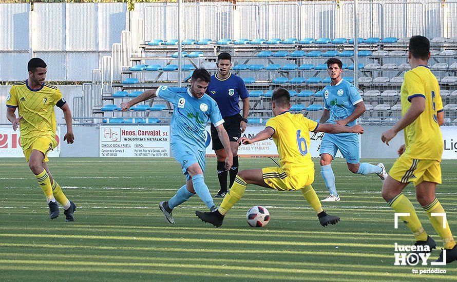 GALERÍA: El Ciudad de Lucena comienza a lo grande imponiéndose al Cádiz B por 3-1