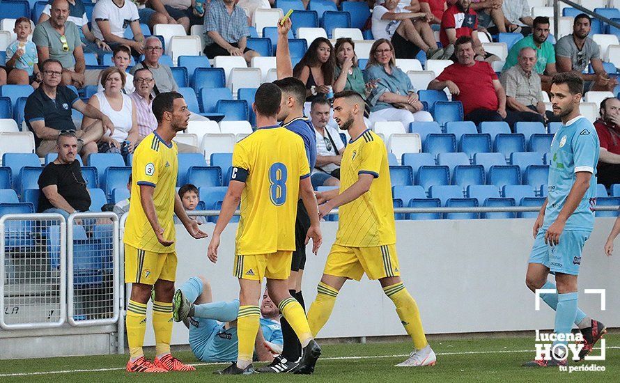 GALERÍA: El Ciudad de Lucena comienza a lo grande imponiéndose al Cádiz B por 3-1