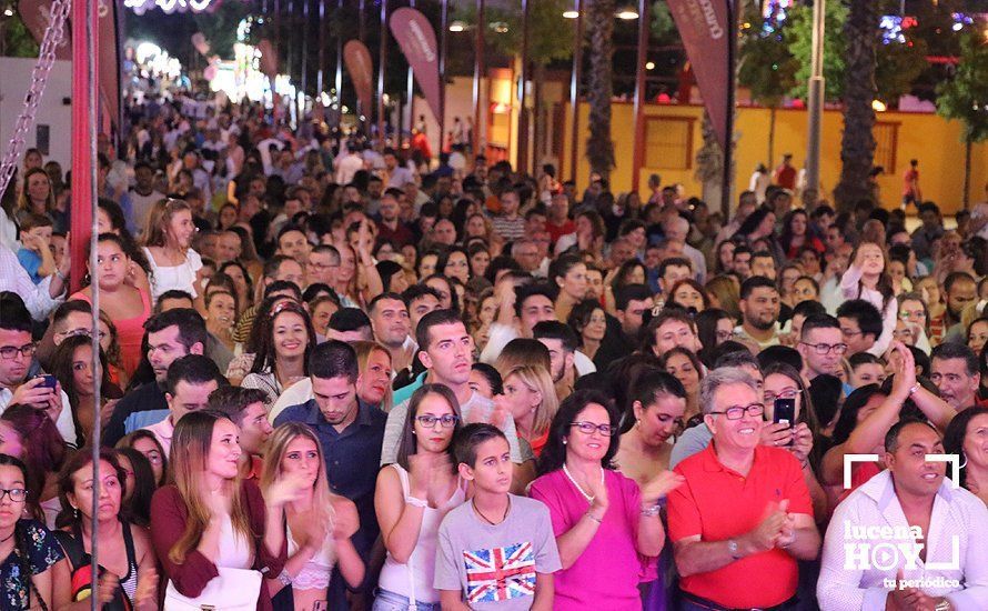 GALERÍA: La Feria del Valle se abre con la nueva Caseta Municipal y la gala de la emisora Radiolé Lucena