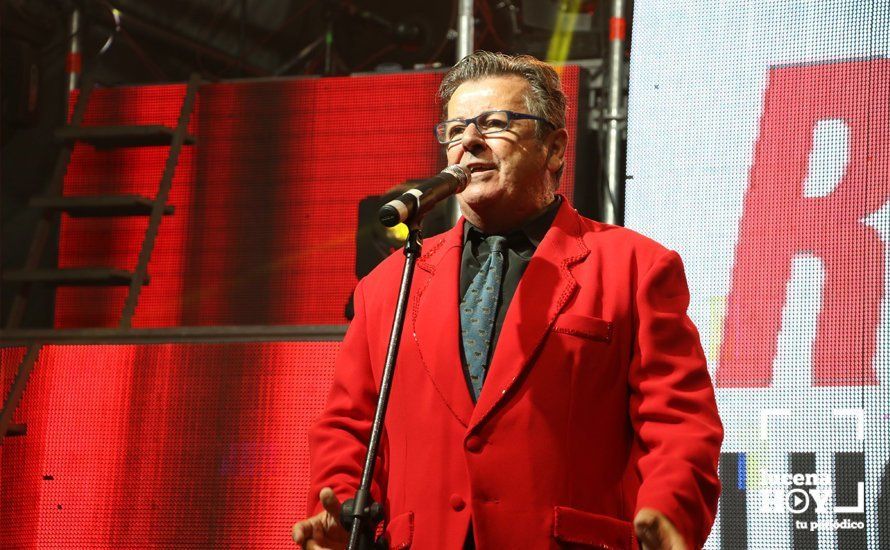 GALERÍA: La Feria del Valle se abre con la nueva Caseta Municipal y la gala de la emisora Radiolé Lucena GALERÍA: La Feria del Valle se abre con la nueva Caseta Municipal y la gala de la emisora Radiolé Lucena