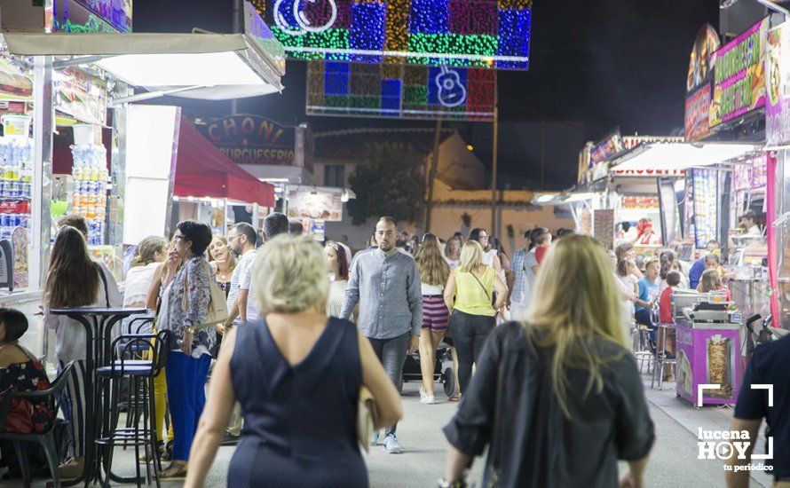 GALERÍA: ¿Nos vamos a la feria?. Un paseo nocturno por la Feria del Valle en su segunda jornada