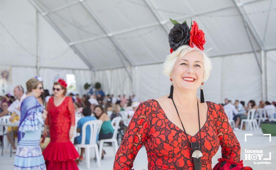 GALERÍA: De flamencas y caballistas en el Real de la Feria del Valle