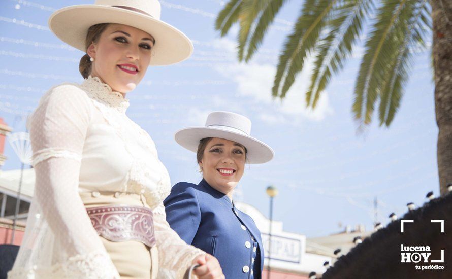 GALERÍA: De flamencas y caballistas en el Real de la Feria del Valle