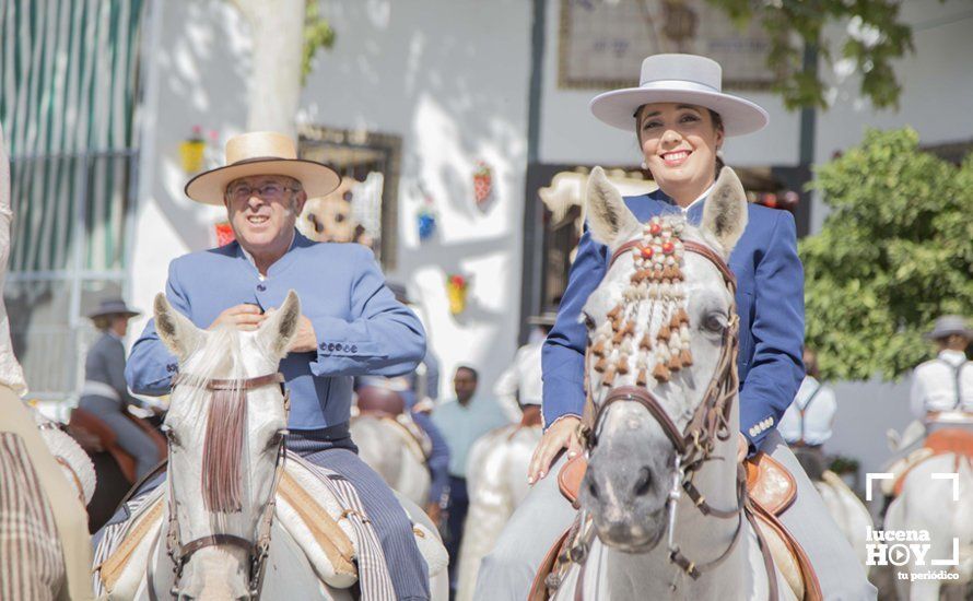 GALERÍA: De flamencas y caballistas en el Real de la Feria del Valle