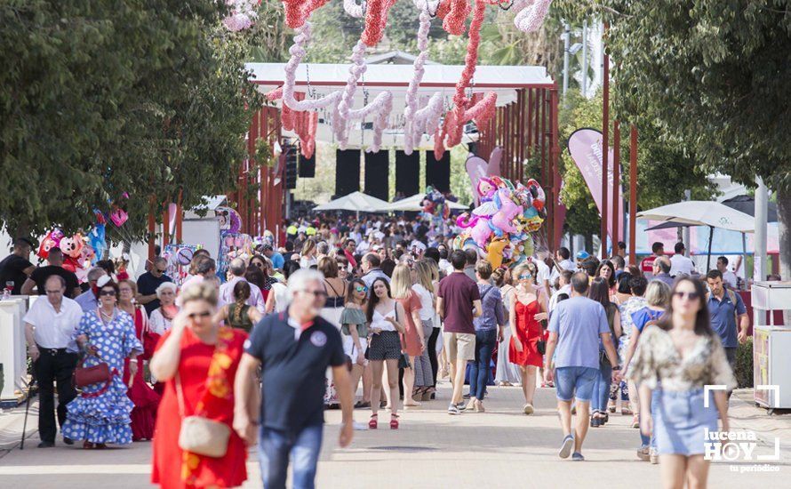 GALERÍA: Fería del Valle: Hoy nos vamos de casetas