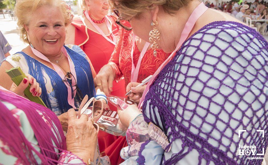 GALERÍA: De flamencas y caballistas en el Real de la Feria del Valle