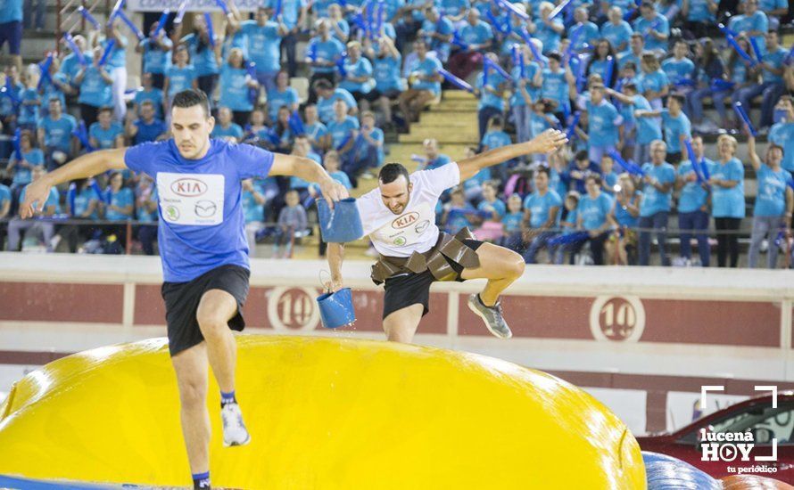 GALERÍA: El Gran Prix viste de risas y color las gradas de la Plaza de Toros a beneficio del templo de San Pedro Mártir GALERÍA: El Gran Prix viste de risas y color las gradas de la Plaza de Toros a beneficio del templo de San Pedro Mártir