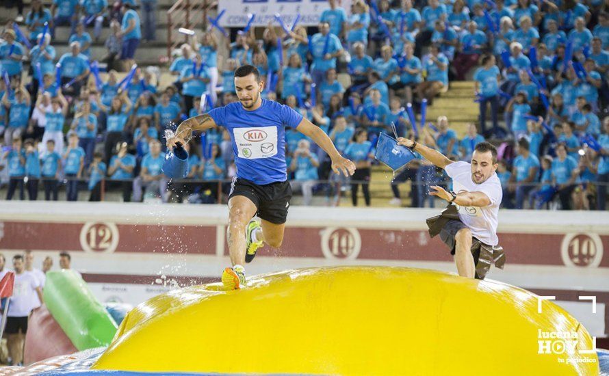 GALERÍA: El Gran Prix viste de risas y color las gradas de la Plaza de Toros a beneficio del templo de San Pedro Mártir GALERÍA: El Gran Prix viste de risas y color las gradas de la Plaza de Toros a beneficio del templo de San Pedro Mártir