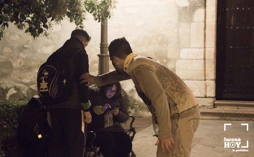 GALERÍA: Una noche de miedo con los zombies por las calles de Lucena GALERÍA: Una noche de miedo con los zombies por las calles de Lucena