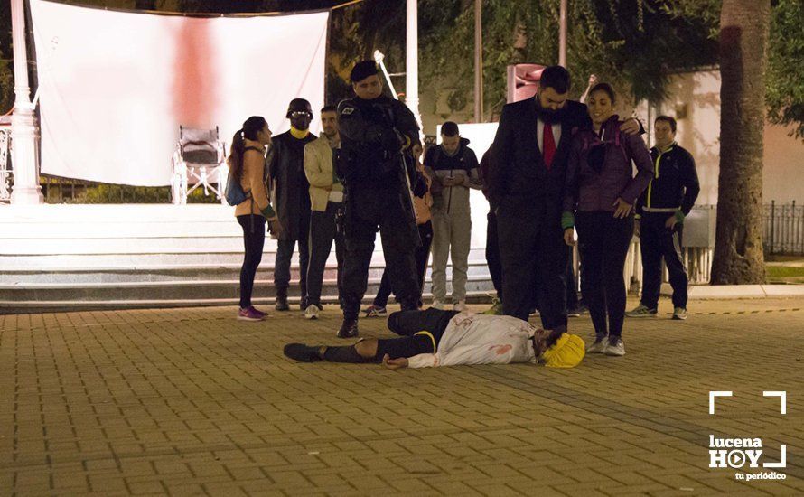 GALERÍA: Una noche de miedo con los zombies por las calles de Lucena