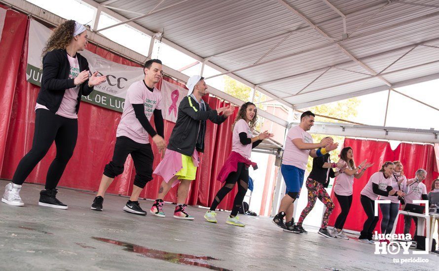 GALERÍA: Cientos de personas se mueven a ritmo de zumba para concienciar sobre el cáncer de mama