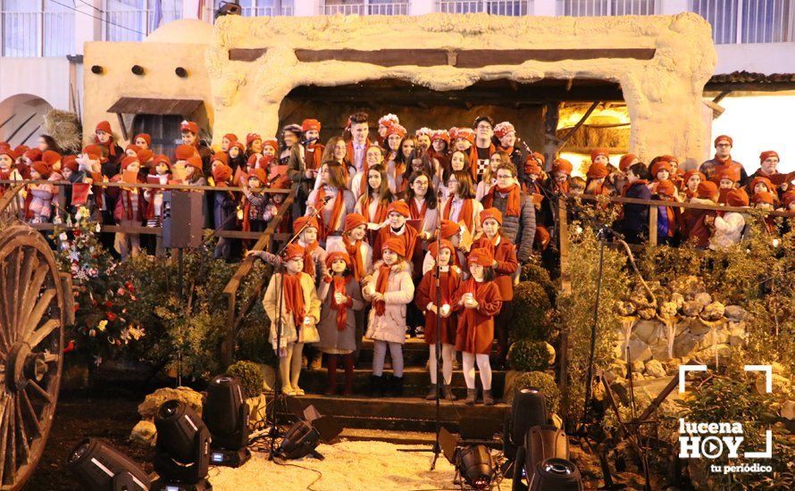 GALERÍA: ¡Ya es Navidad!. Estuvimos en el encendido del alumbrado e inauguración del Belén
