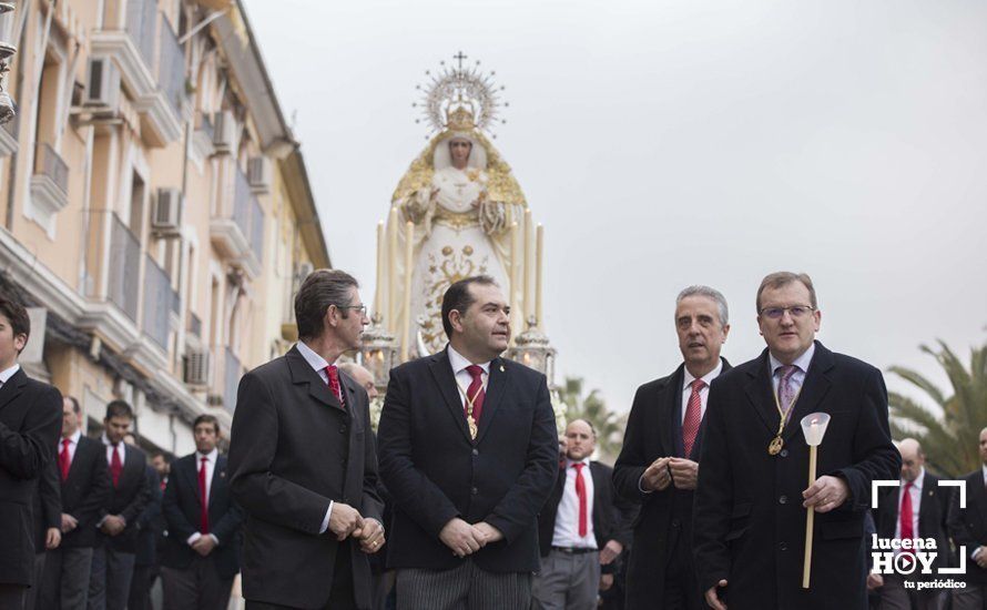 GALERÍA:  Un 'Rosario por la Paz' para abrir los actos conmemorativos del 50 Aniversario Fundacional de la Cofradía del Amor