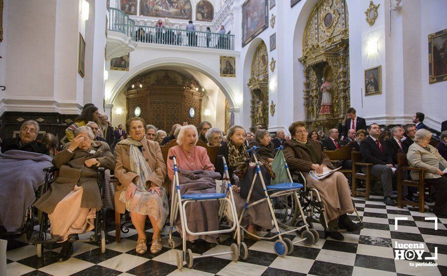 GALERÍA:  Un 'Rosario por la Paz' para abrir los actos conmemorativos del 50 Aniversario Fundacional de la Cofradía del Amor