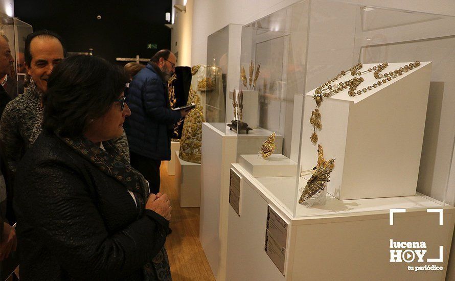 GALERÍA: Gran acogida a la muestra "El patrimonio cofrade lucentino", un paseo por casi cinco siglos de historia