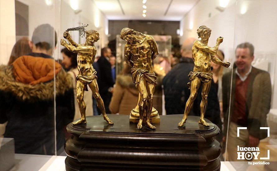 GALERÍA: Gran acogida a la muestra "El patrimonio cofrade lucentino", un paseo por casi cinco siglos de historia GALERÍA: Gran acogida a la muestra "El patrimonio cofrade lucentino", un paseo por casi cinco siglos de historia