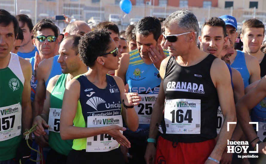 GALERÍA I: VI Media Maratón de Lucena: ¡A correr se ha dicho! (Salida y casco urbano)