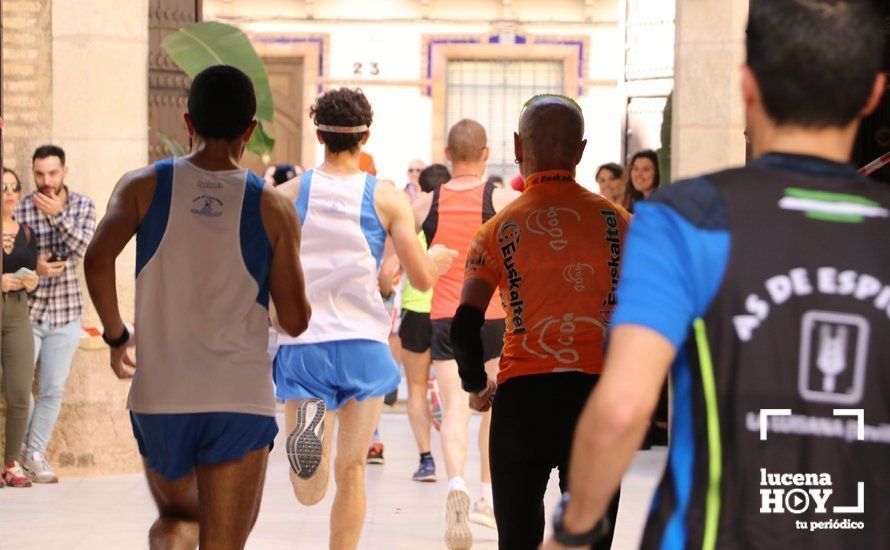 GALERÍA I: VI Media Maratón de Lucena: ¡A correr se ha dicho! (Salida y casco urbano)