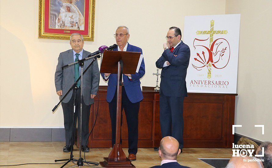 GALERÍA: Presentada la nueva túnica del Cristo del Amor, bordada por Mariano Martín Santonja GALERÍA: Presentada la nueva túnica del Cristo del Amor, bordada por Mariano Martín Santonja