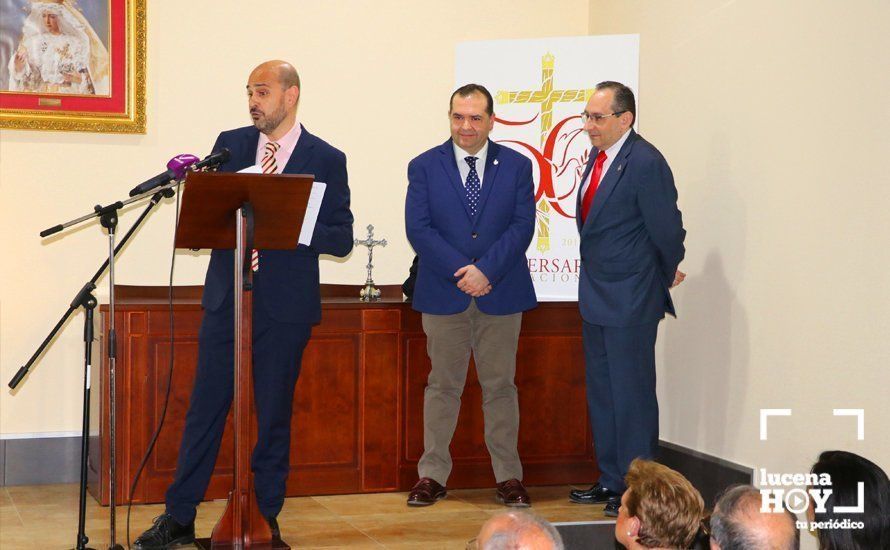 GALERÍA: Presentada la nueva túnica del Cristo del Amor, bordada por Mariano Martín Santonja