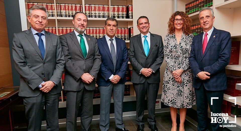  De izquierda a derecha: Francisco de Paula Sánchez Zamorano, Diego J. Chacón Morales, Félix Degayón Rojo, Lorenzo del Río Fernández, Elvira Pérez Pérez y Juan Pérez Guerrero. Fotos: Rafael Fotógrafo 