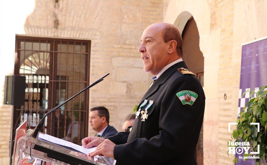 GALERÍA: La Policía Local de Lucena celebra el Día de San Jorge, su patrón, entregando sus condecoraciones