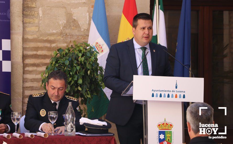 GALERÍA: La Policía Local de Lucena celebra el Día de San Jorge, su patrón, entregando sus condecoraciones GALERÍA: La Policía Local de Lucena celebra el Día de San Jorge, su patrón, entregando sus condecoraciones