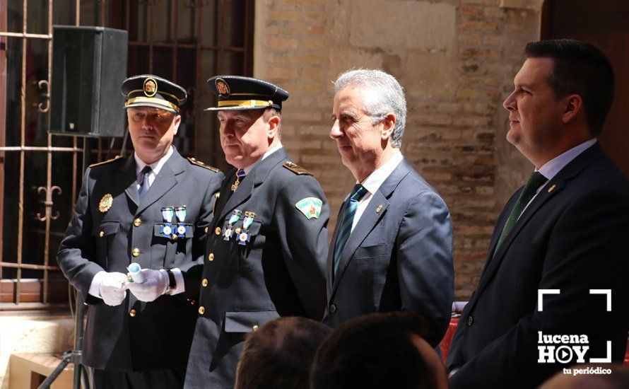 GALERÍA: La Policía Local de Lucena celebra el Día de San Jorge, su patrón, entregando sus condecoraciones