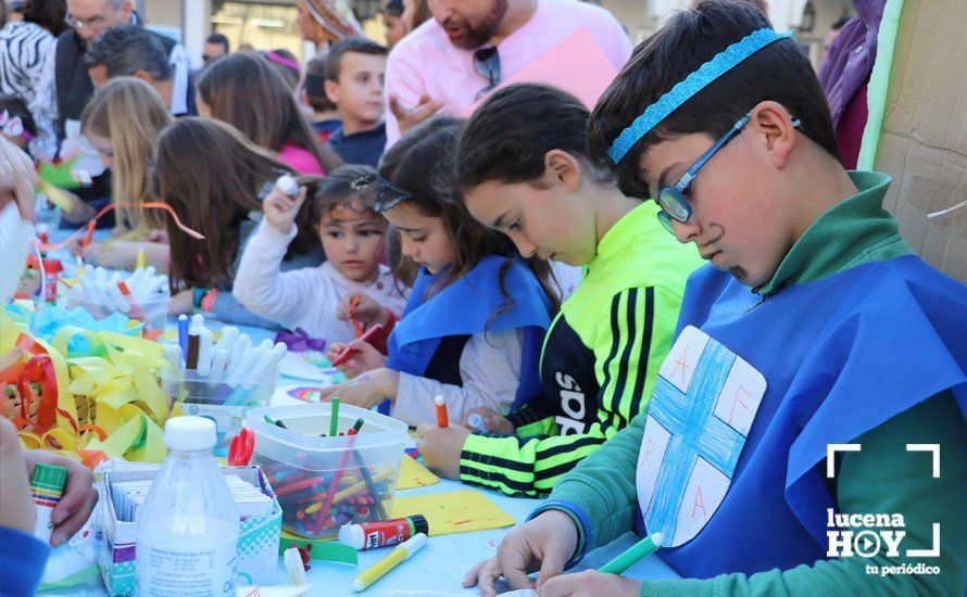 GALERÍA: "Tarde de libros" llena de juegos y literatura la Plaza Nueva