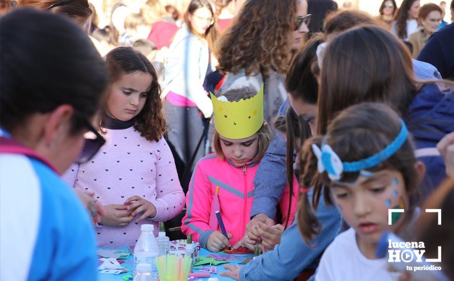 GALERÍA: "Tarde de libros" llena de juegos y literatura la Plaza Nueva