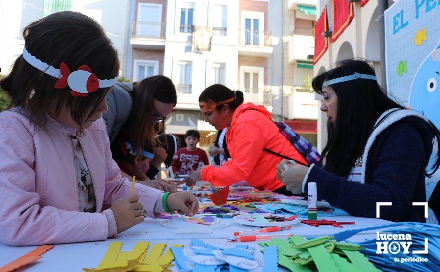 GALERÍA: "Tarde de libros" llena de juegos y literatura la Plaza Nueva