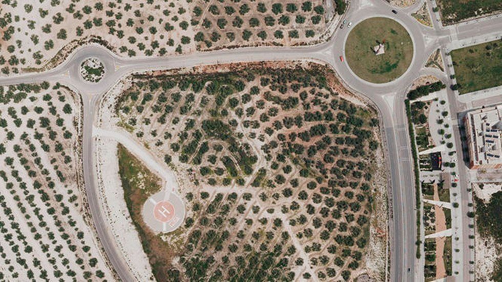  Vista aérea de la parcela sobre la que se ubicará el centro sanitario 