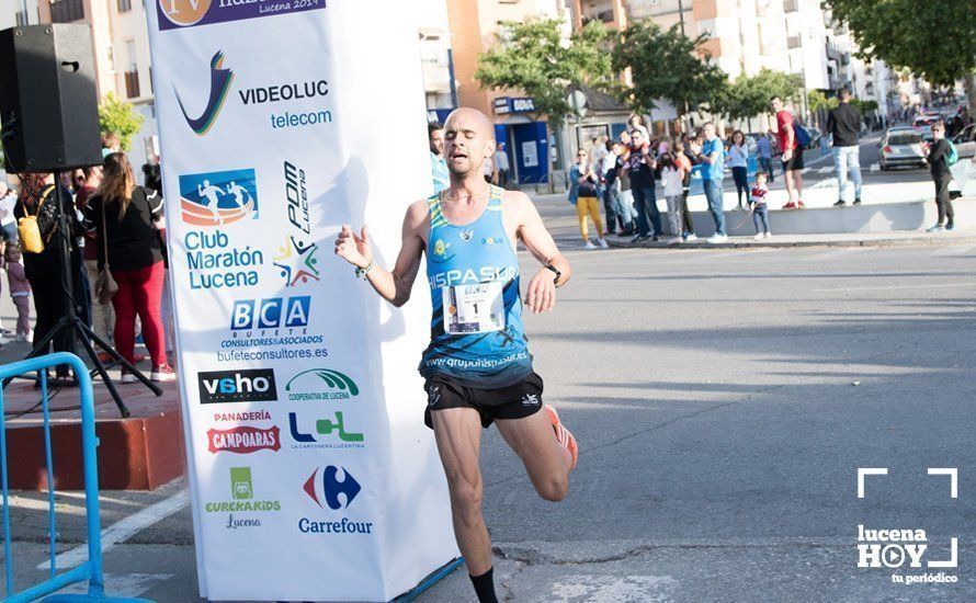 GALERÍA: Jasmine Boutoil y Jaume Leiva se llevan la multitudinaria IV Carrera Nazarena de Lucena