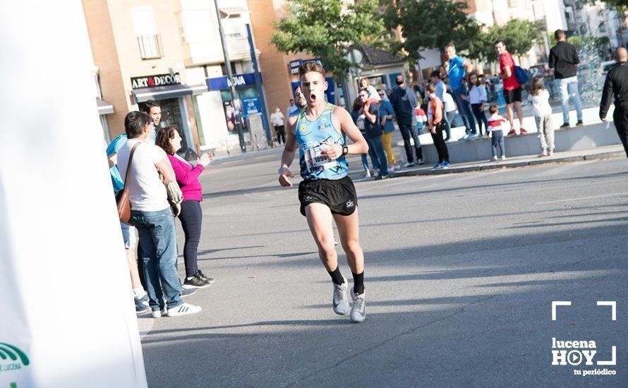 GALERÍA: Jasmine Boutoil y Jaume Leiva se llevan la multitudinaria IV Carrera Nazarena de Lucena