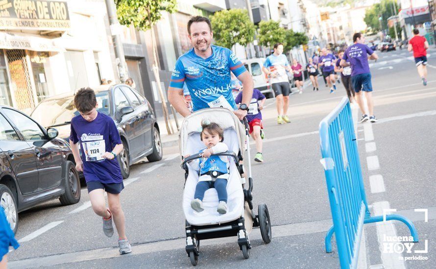 GALERÍA: Jasmine Boutoil y Jaume Leiva se llevan la multitudinaria IV Carrera Nazarena de Lucena