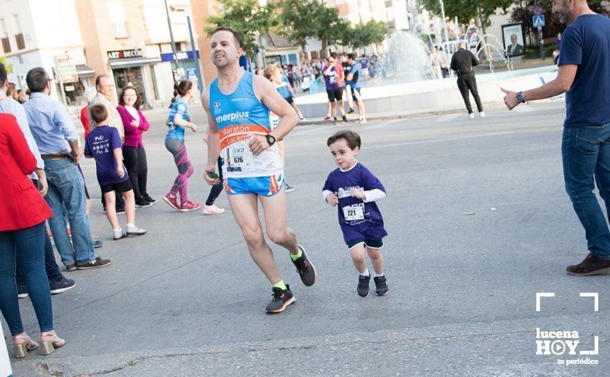 GALERÍA: Jasmine Boutoil y Jaume Leiva se llevan la multitudinaria IV Carrera Nazarena de Lucena