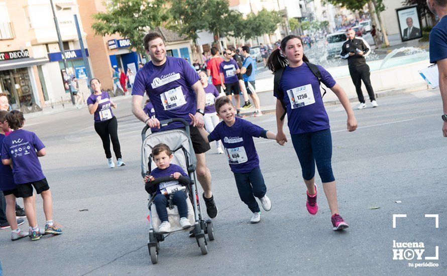 GALERÍA: Jasmine Boutoil y Jaume Leiva se llevan la multitudinaria IV Carrera Nazarena de Lucena