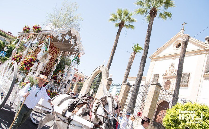GALERÍA: La Hermandad del Rocío de Lucena inicia el camino hacia Almonte tras visitar a la Virgen de Araceli GALERÍA: La Hermandad del Rocío de Lucena inicia el camino hacia Almonte tras visitar a la Virgen de Araceli