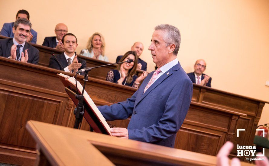 GALERÍA: Otra jornada para la historia de la democracia en Lucena. El pleno de investidura en 50 fotos GALERÍA: Otra jornada para la historia de la democracia en Lucena. El pleno de investidura en 50 fotos