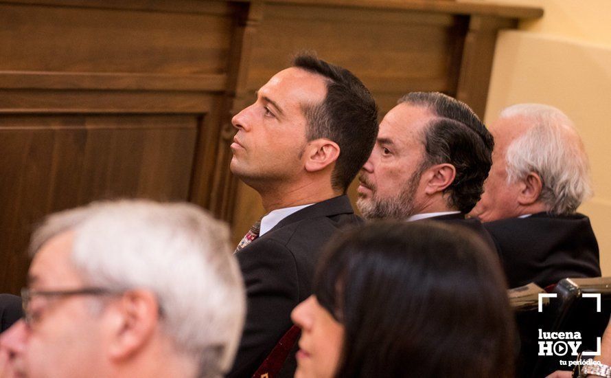 GALERÍA: Otra jornada para la historia de la democracia en Lucena. El pleno de investidura en 50 fotos GALERÍA: Otra jornada para la historia de la democracia en Lucena. El pleno de investidura en 50 fotos