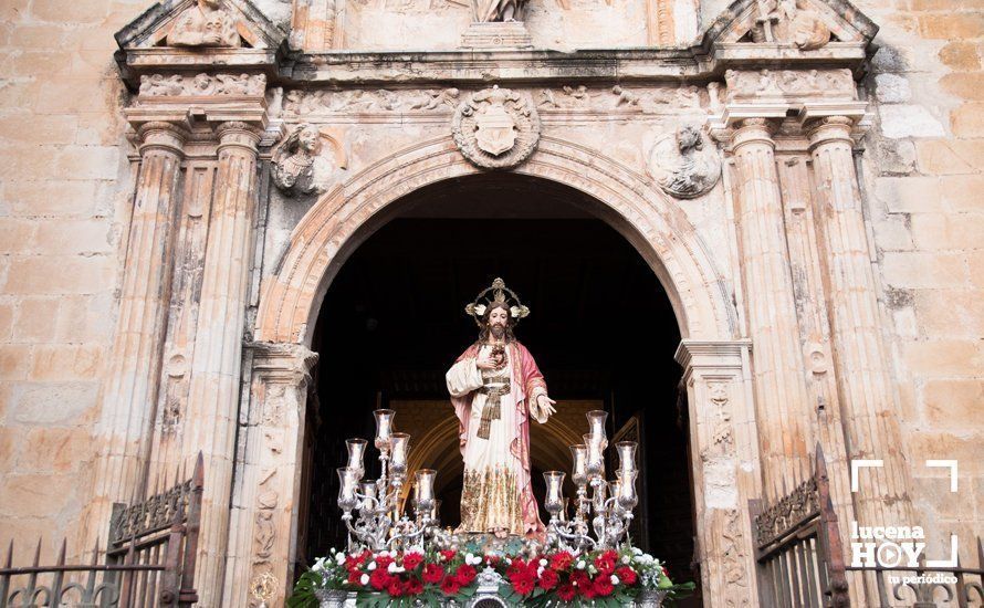 GALERÍA: Las imágenes de la procesión extraordinaria del Sagrado Corazón de Jesús