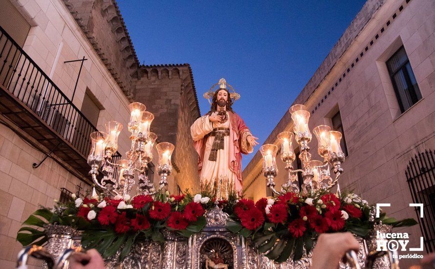 GALERÍA: Las imágenes de la procesión extraordinaria del Sagrado Corazón de Jesús
