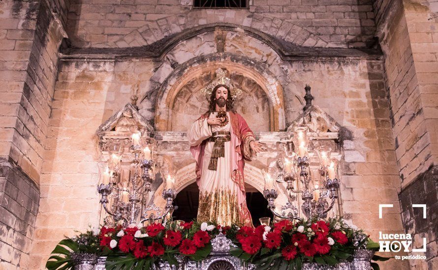 GALERÍA: Las imágenes de la procesión extraordinaria del Sagrado Corazón de Jesús