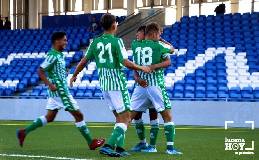GALERÍA: El Real Betis se lleva el Trofeo Torre del Moral tras imponerse a Málaga y Leganés GALERÍA: El Real Betis se lleva el Trofeo Torre del Moral tras imponerse a Málaga y Leganés