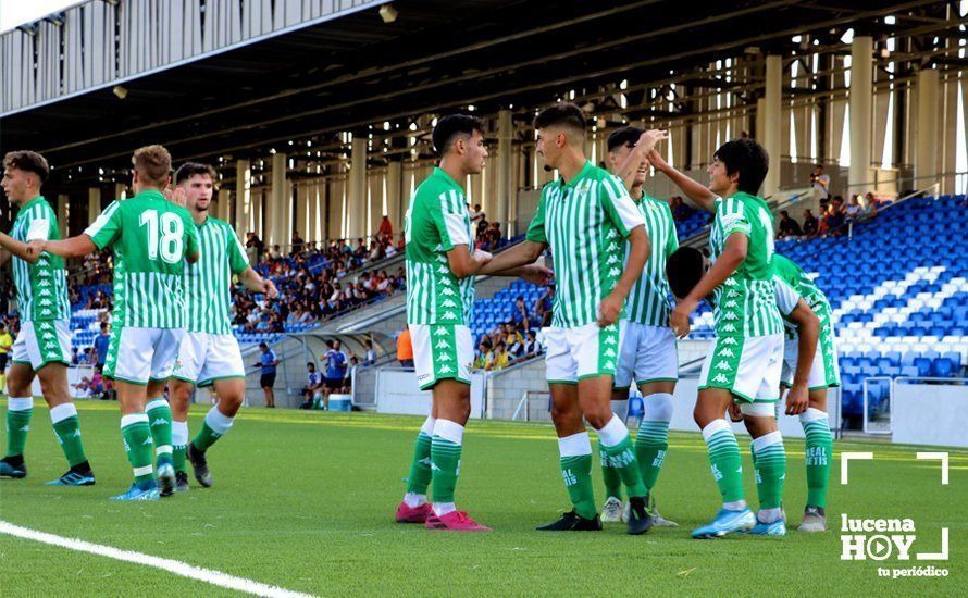 GALERÍA: El Real Betis se lleva el Trofeo Torre del Moral tras imponerse a Málaga y Leganés GALERÍA: El Real Betis se lleva el Trofeo Torre del Moral tras imponerse a Málaga y Leganés