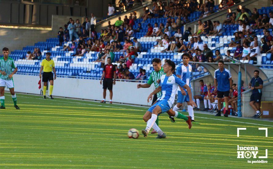 GALERÍA: El Real Betis se lleva el Trofeo Torre del Moral tras imponerse a Málaga y Leganés GALERÍA: El Real Betis se lleva el Trofeo Torre del Moral tras imponerse a Málaga y Leganés