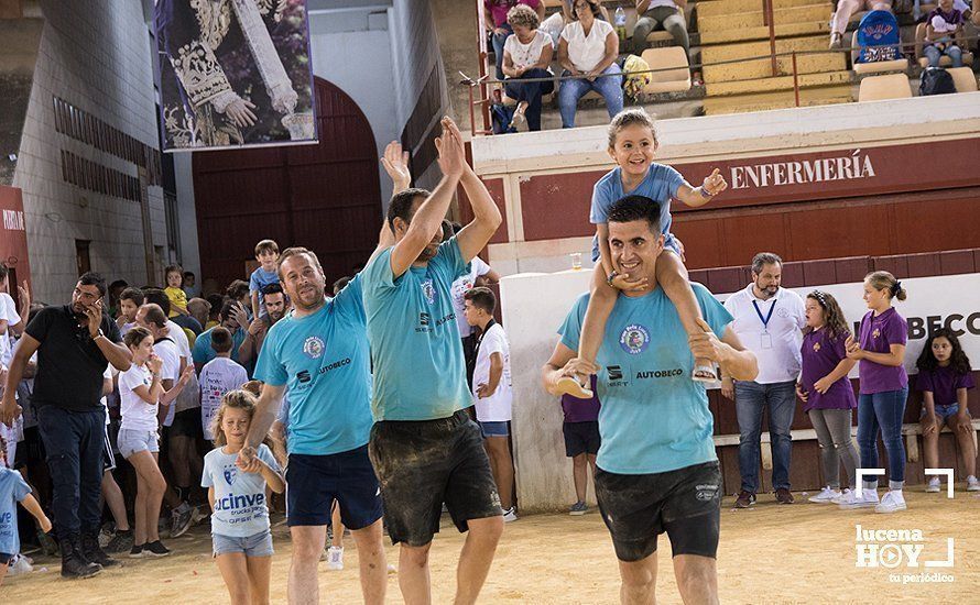 GALERÍA: El Real Unión Amigos se lleva el Gran Prix, que volvió a llenar de colorido el Coso de los Donceles GALERÍA: El Real Unión Amigos se lleva el Gran Prix, que volvió a llenar de colorido el Coso de los Donceles