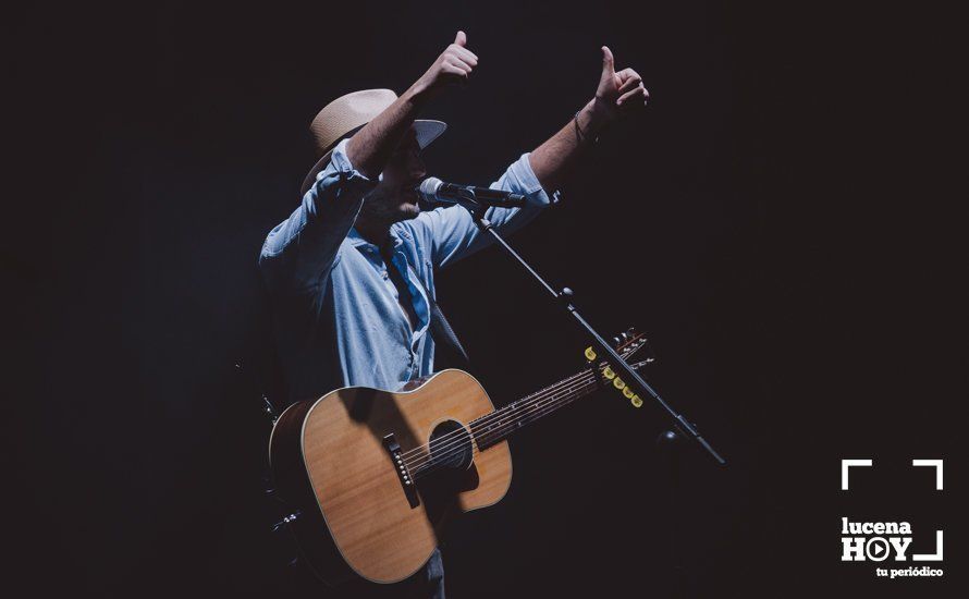 GALERÍA: Más de 3.200 espectadores vibraron con la música de Morat en la plaza de toros de Lucena