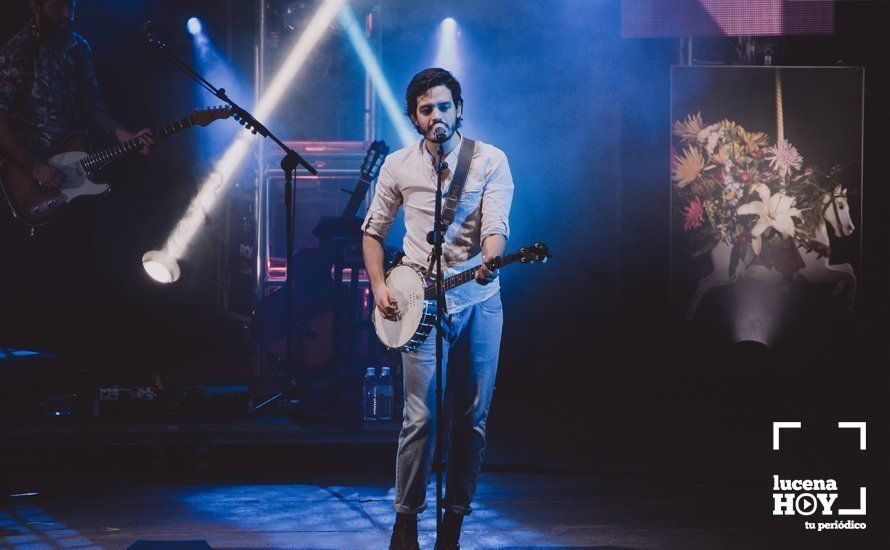 GALERÍA: Más de 3.200 espectadores vibraron con la música de Morat en la plaza de toros de Lucena